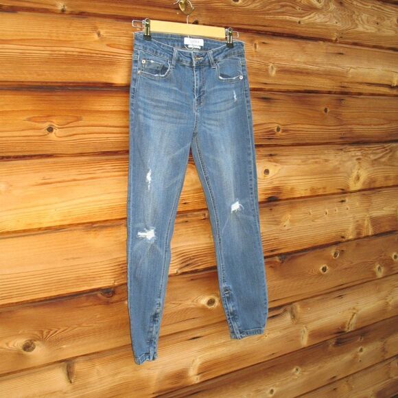 Pistola Tory Skinny Ankle Distressed Jeans - Picture 3 of 8